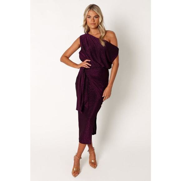 Petal & Pup Santiago Off the Shoulder Midi Dress in Purple - Medium - Picture 1 of 1